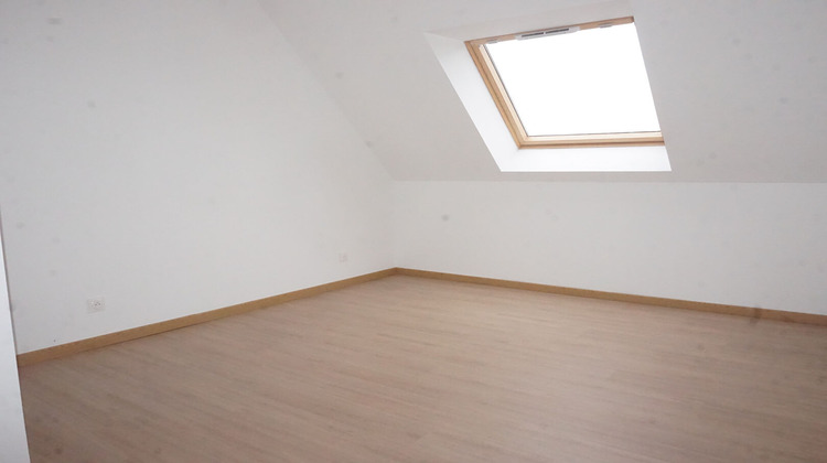 Ma-Cabane - Location Maison FOUGERES, 115 m²