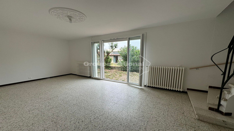 Ma-Cabane - Location Maison FOURQUES, 91 m²