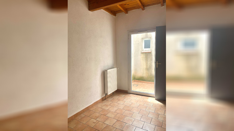Ma-Cabane - Location Maison FOURQUES, 68 m²