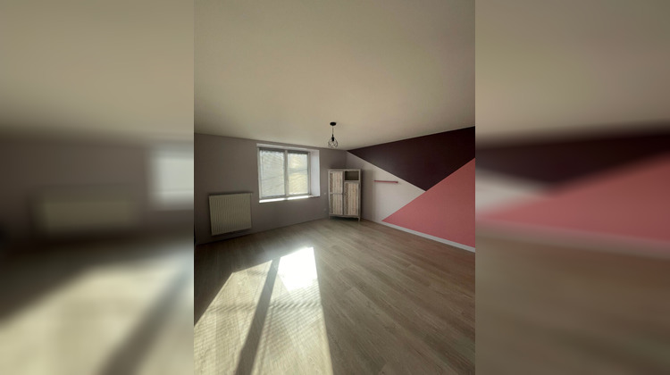 Ma-Cabane - Location Maison FRASNE-LE-CHATEAU, 240 m²