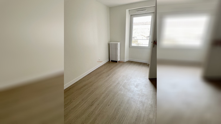 Ma-Cabane - Location Maison Frossay, 92 m²