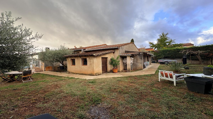 Ma-Cabane - Location Maison GALLARGUES LE MONTUEUX, 75 m²