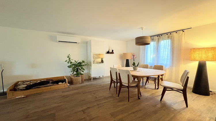 Ma-Cabane - Location Maison GALLARGUES LE MONTUEUX, 75 m²