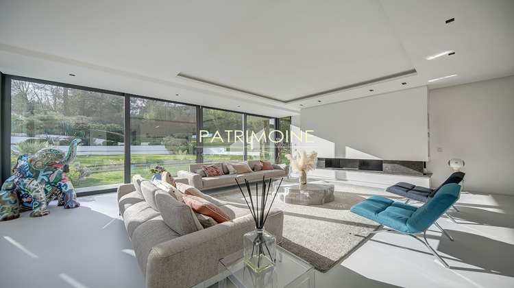 Ma-Cabane - Location Maison GARCHES, 383 m²