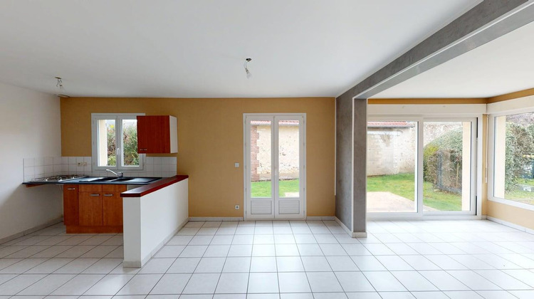 Ma-Cabane - Location Maison GARENNES-SUR-EURE, 78 m²