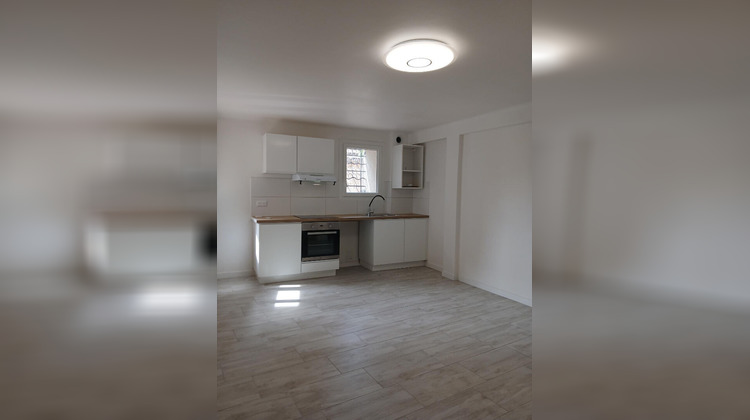 Ma-Cabane - Location Maison GAREOULT, 43 m²