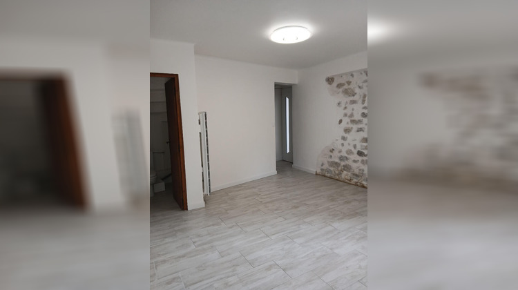 Ma-Cabane - Location Maison GAREOULT, 43 m²