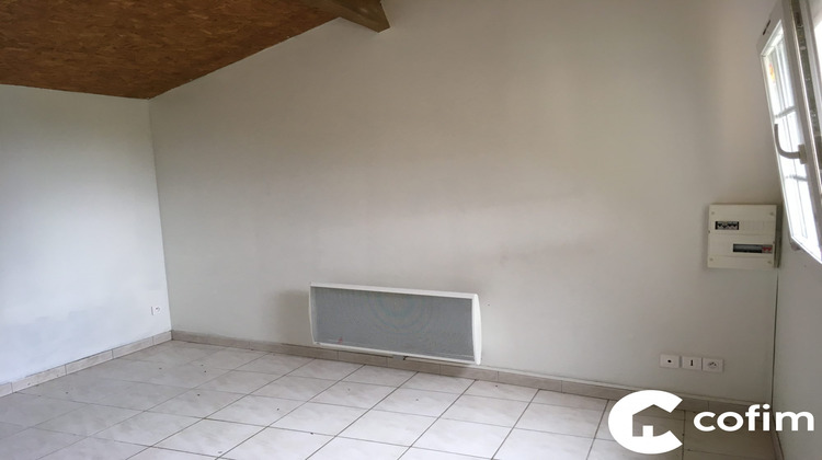 Ma-Cabane - Location Maison GARLEDE-MONDEBAT, 65 m²