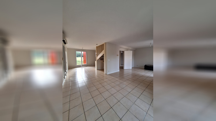 Ma-Cabane - Location Maison Gelos, 100 m²