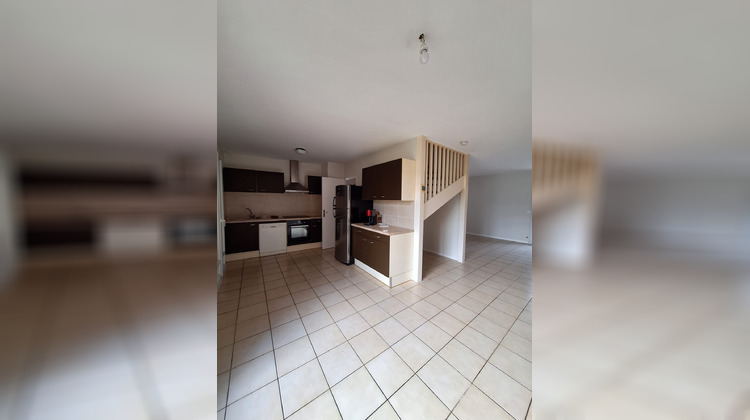 Ma-Cabane - Location Maison Gelos, 100 m²