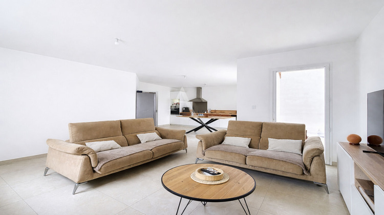 Ma-Cabane - Location Maison GESTE, 92 m²