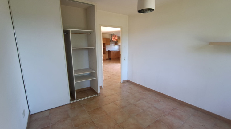 Ma-Cabane - Location Maison GONFARON, 57 m²