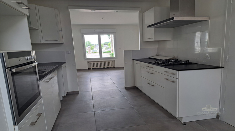 Ma-Cabane - Location Maison GRANDCHAMPS-DES-FONTAINES, 103 m²