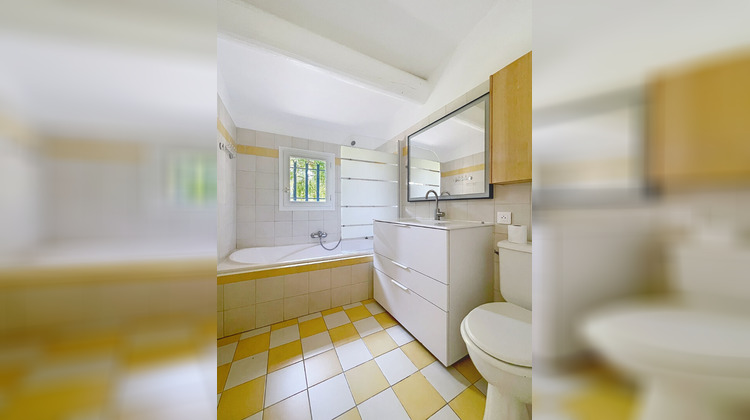 Ma-Cabane - Location Maison GRANS, 70 m²