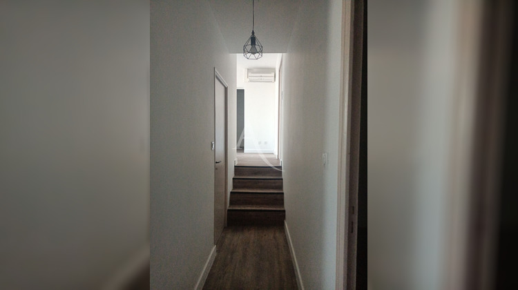 Ma-Cabane - Location Maison GRATENTOUR, 107 m²