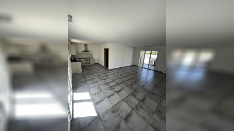 Ma-Cabane - Location Maison GRATENTOUR, 84 m²