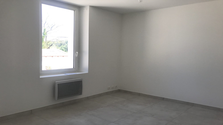 Ma-Cabane - Location Maison Gréasque, 67 m²
