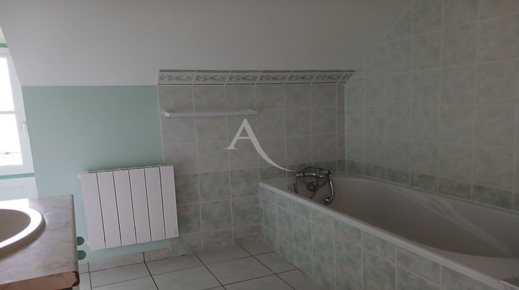 Ma-Cabane - Location Maison GREZILLE, 94 m²