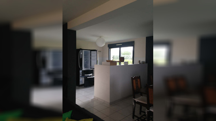 Ma-Cabane - Location Maison GUISSENY, 73 m²