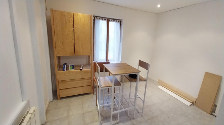 Ma-Cabane - Location Maison HANCHES, 28 m²