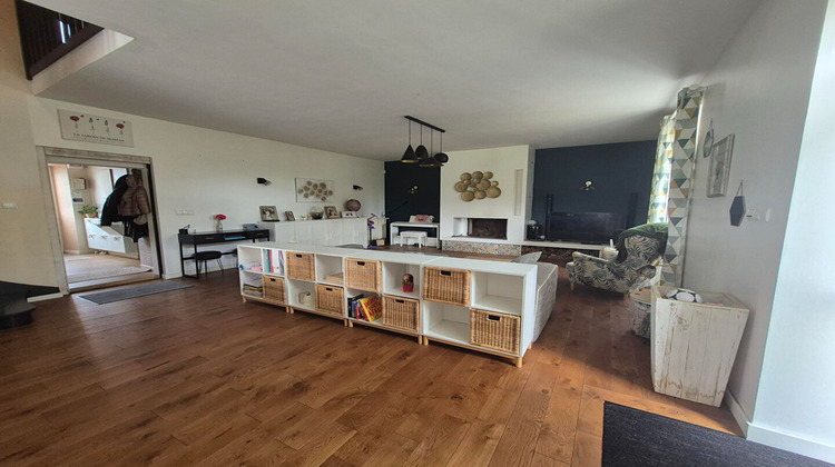 Ma-Cabane - Location Maison HEDE-BAZOUGES, 167 m²