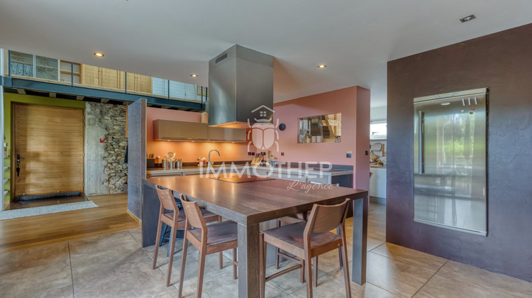 Ma-Cabane - Location Maison Herbeys, 212 m²