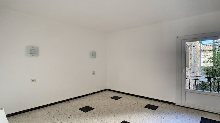 Ma-Cabane - Location Maison HEREPIAN, 80 m²