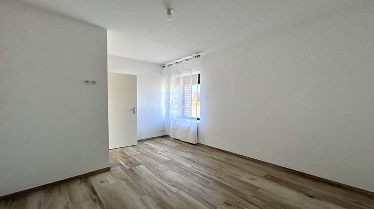 Ma-Cabane - Location Maison HIREL, 74 m²