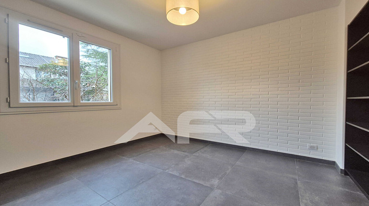 Ma-Cabane - Location Maison HOUILLES, 138 m²