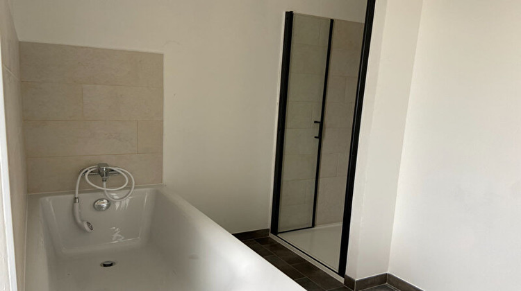 Ma-Cabane - Location Maison HUILLE, 85 m²