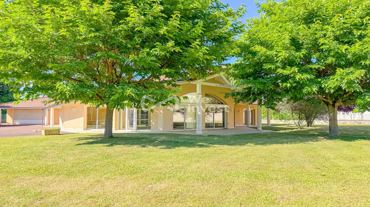 Ma-Cabane - Location Maison Jarcieu, 206 m²