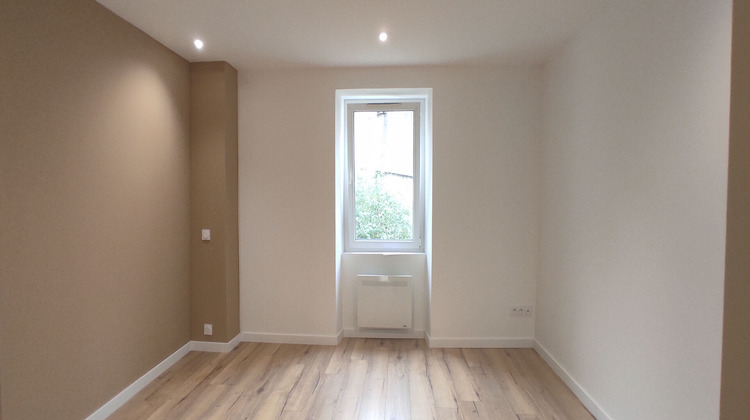 Ma-Cabane - Location Maison JOUE-SUR-ERDRE, 90 m²