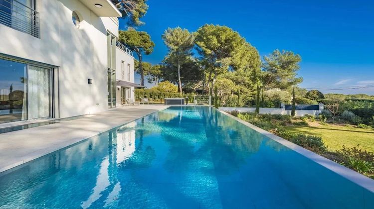 Ma-Cabane - Location Maison Juan-les-Pins, 550 m²