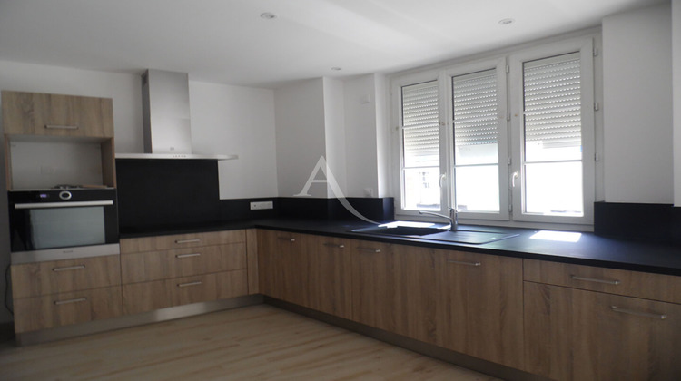 Ma-Cabane - Location Maison JUIGNE-SUR-LOIRE, 116 m²