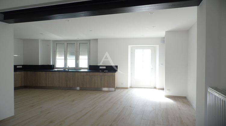 Ma-Cabane - Location Maison JUIGNE-SUR-LOIRE, 116 m²