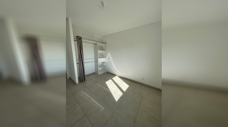 Ma-Cabane - Location Maison L'ISLE-JOURDAIN, 91 m²