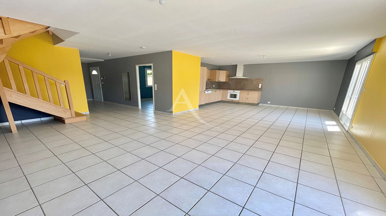 Ma-Cabane - Location Maison L'ISLE-JOURDAIN, 130 m²