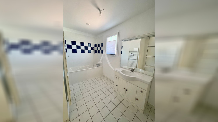 Ma-Cabane - Location Maison L'ISLE-JOURDAIN, 130 m²