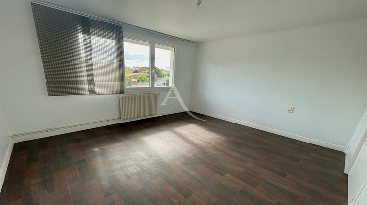 Ma-Cabane - Location Maison L'ISLE-JOURDAIN, 74 m²