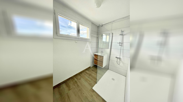 Ma-Cabane - Location Maison L'ISLE-JOURDAIN, 74 m²