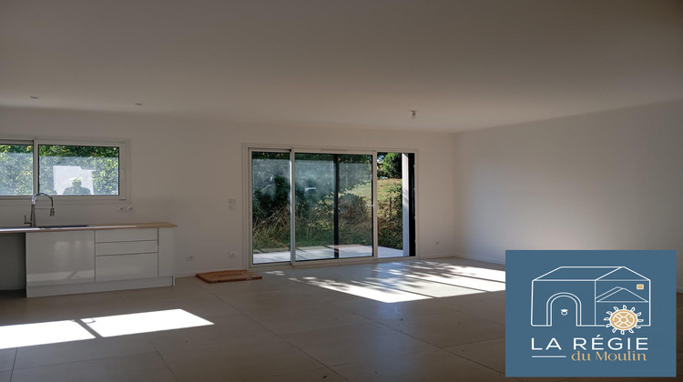 Ma-Cabane - Location Maison LA BATIE-MONTGASCON, 101 m²