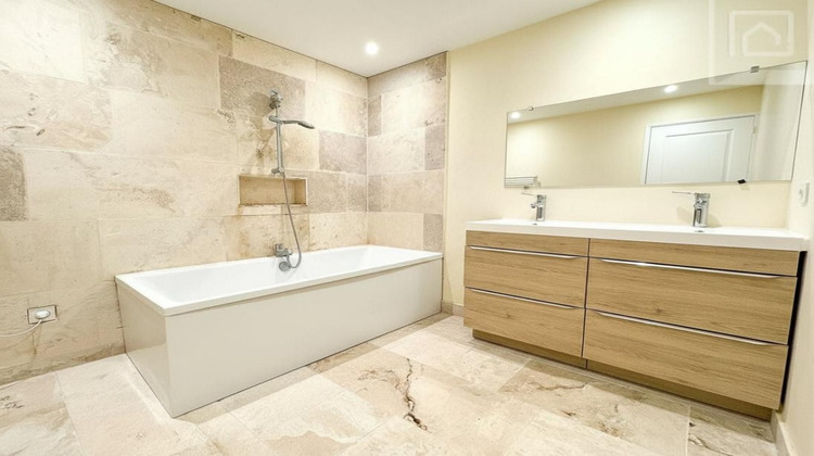 Ma-Cabane - Location Maison LA BOISSE, 72 m²