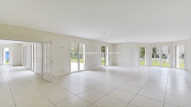 Ma-Cabane - Location Maison La celle-saint-cloud, 269 m²
