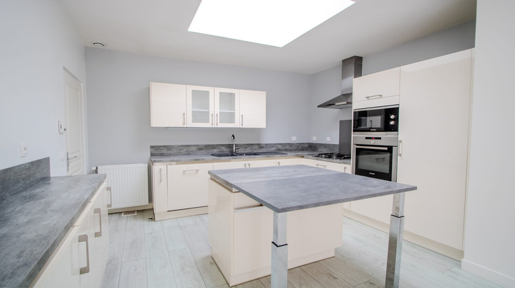 Ma-Cabane - Location Maison La Celle-Saint-Cloud, 88 m²