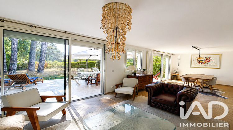 Ma-Cabane - Location Maison La Celle-Saint-Cloud, 164 m²