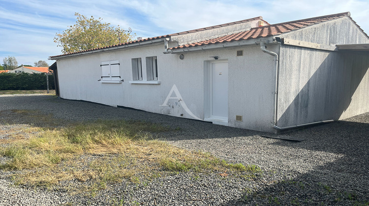 Ma-Cabane - Location Maison LA CHAIZE-GIRAUD, 64 m²