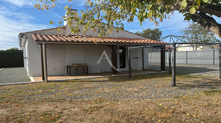 Ma-Cabane - Location Maison LA CHAIZE-GIRAUD, 64 m²