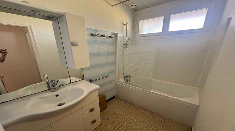 Ma-Cabane - Location Maison LA CHAIZE-LE-VICOMTE, 88 m²