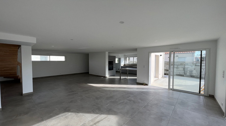 Ma-Cabane - Location Maison LA CHAPELLE-BASSE-MER, 120 m²