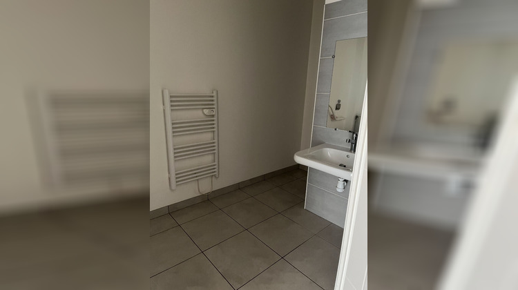 Ma-Cabane - Location Maison LA CHAPELLE-BASSE-MER, 57 m²